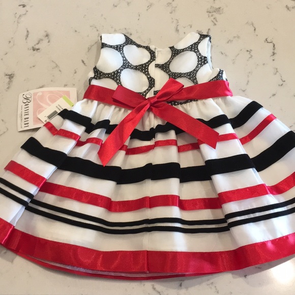 Dress - Picture 4 of 4